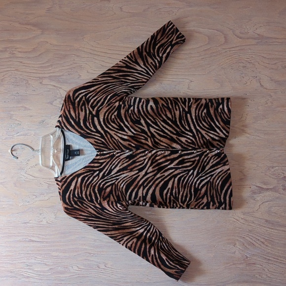 White House Black Market Sweaters - WHBM brown zebra print cardigan with 3/4 sleeve